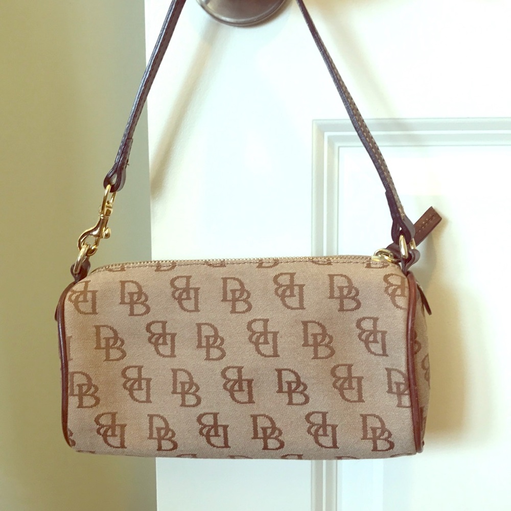 Dooney and Bourke clutch bag